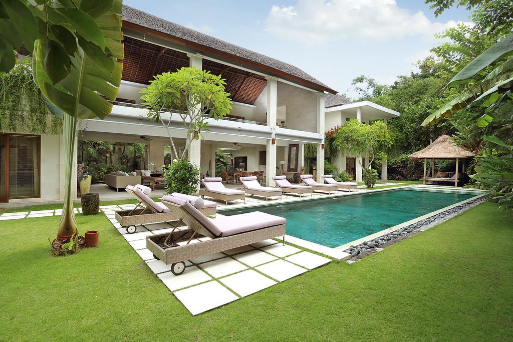 Villa Bali Asri Batubelig Seminyak  Exterior photo